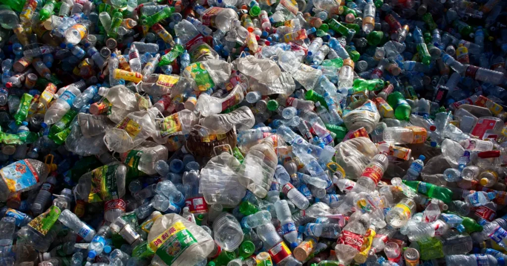 bisnis rongsok botol plastik